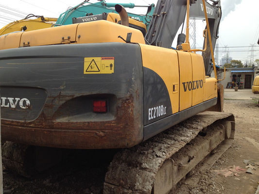 ความสามารถในการเกรด 70% Volvo EC210BLC ปี 2014 เครื่องขุดมือสอง ผู้ผลิต