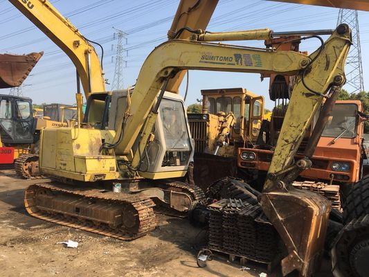 ขนาดรองเท้า 400mm 6ton Sumitomo SH60 รถขุดเครื่องจักรมือสอง ผู้ผลิต