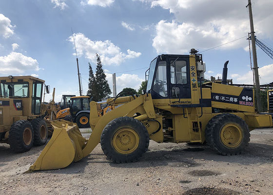 Displacement 5.9L Komatsu WA300 รถตักล้อยางหน้า ผู้ผลิต