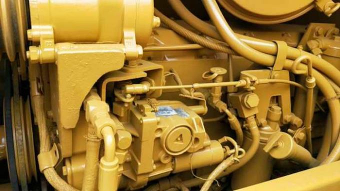 6.6L Displacement Caterpillar CS-583C รถบดถนนมือสอง 2