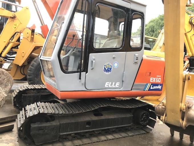 6000kg 0.3CBM Speed ​​5km / H EX60-1 มือสอง Hitachi Diggers 0
