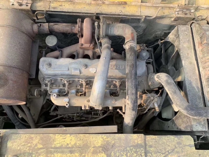 5.883L Displacement 0.7m3 Bucket SH200 Japan Excavator มือสอง 1